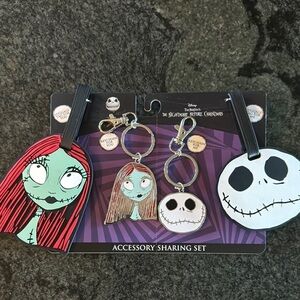 Disney The Nightmare Before Christmas Accessory Sharing Set